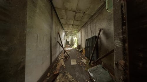 Abandoned Hallway Walkthrough in Grungy Derelict Building
