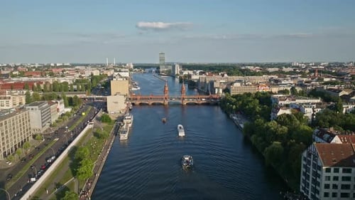 Vue aérienne du pont Oberbaum, Berlin, Allemagne