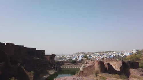 Plan panoramique panoramique de la ville bleue de Jodhpur au fort de Mehrangarh au Rajasthan, en Inde