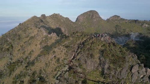 Zentraljava — Überquerung des Sindoro-Berges