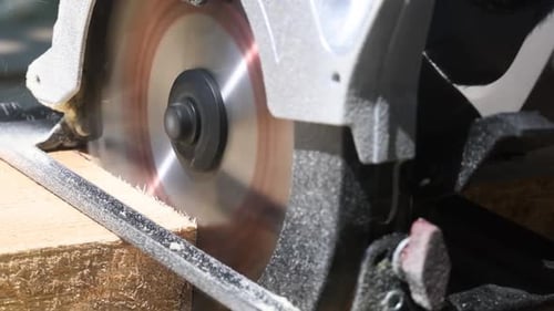 Circular Saw Slow Motion 7