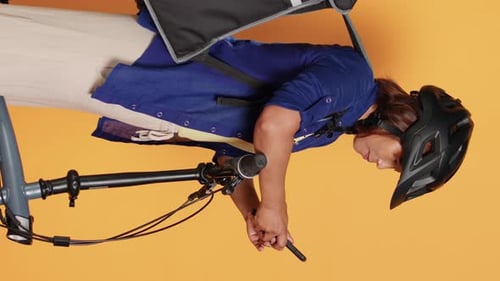 Radfahrer liefert Essen zum Mitnehmen