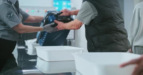 Airport Security Checkpoint Conveyor Belt Scanning Process