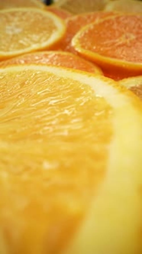 Vertikales Video von Fresh Oranges 03