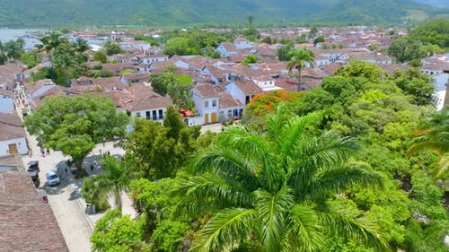 Paraty, rio de Janeiro, RJ, Brasil, vista panorâmica, imagens de drones e cultura montanhosa brasileira,