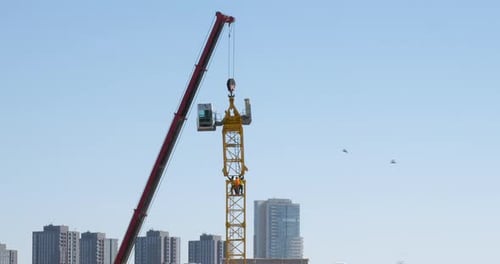 Montage de grue à tour