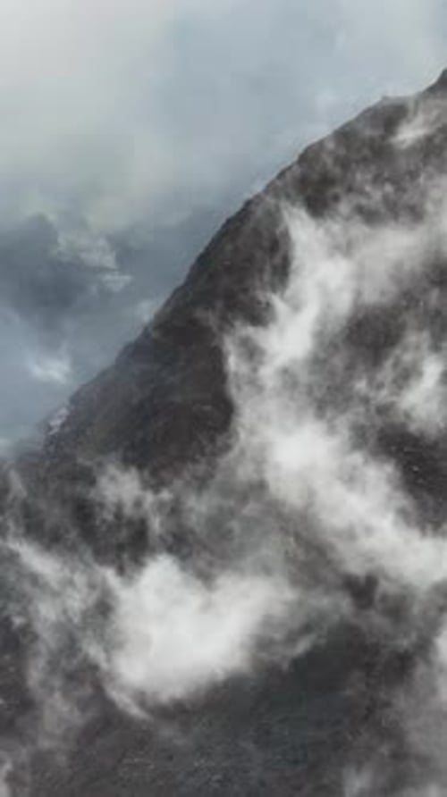 Mount Sinabung, Sumatra, Indonesien