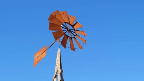 Determining the Direction of the Wind Using a Windmill