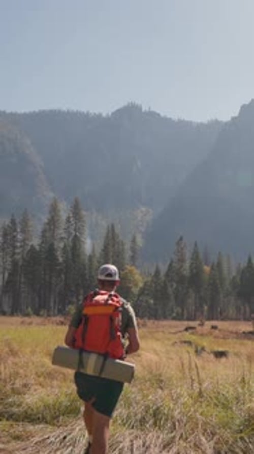 Join Us for an Unforgettable Hiking Adventure in the Breathtaking Yosemite National Park