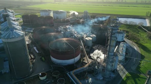 Aerial view of industrial plant, United Kingdom.