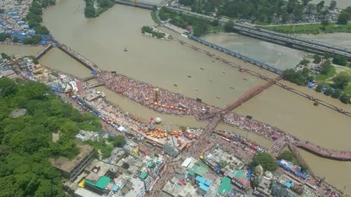 Vidéo du drone Haridwar 4k HAR KI PAURI, Vue par drone de Har ki Pauri Haridwar, vidéo Haridwar, Mata Mans