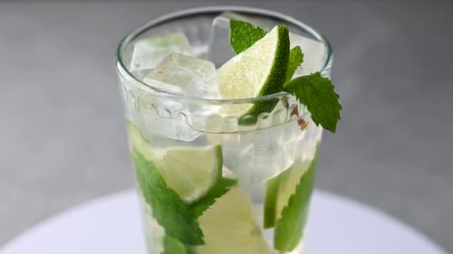 Coquetel de mojito rotativo
