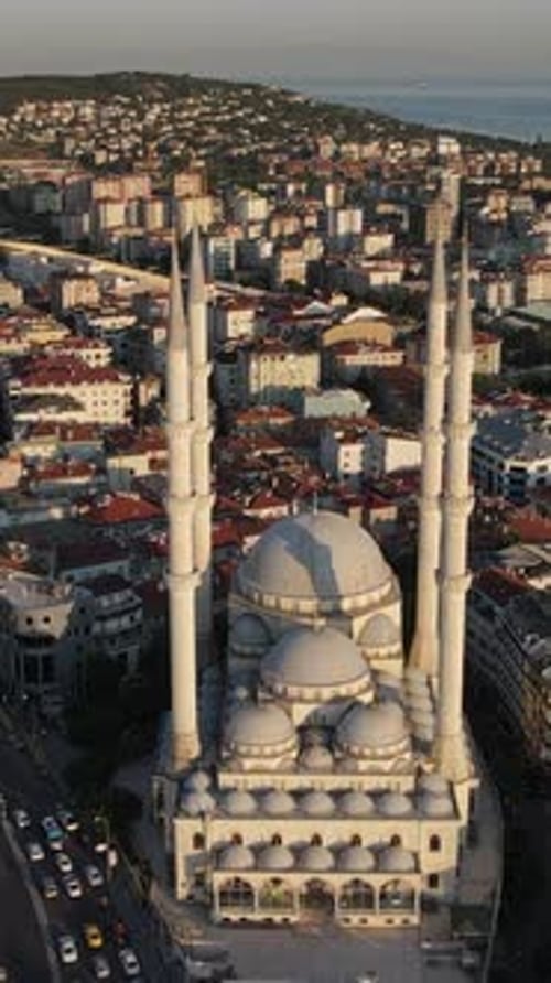 Vue aérienne de la mosquée de la ville