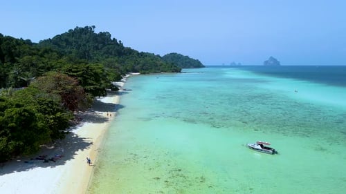 Exploring the Pristine Shores and Crystal Waters of Koh Kradan Island Thailand