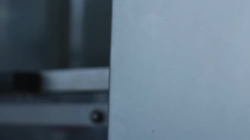 Industrielles Bedienfeldanzeige im Werk/Sensorbildschirm der CNC-Maschine/Computerbildschirm