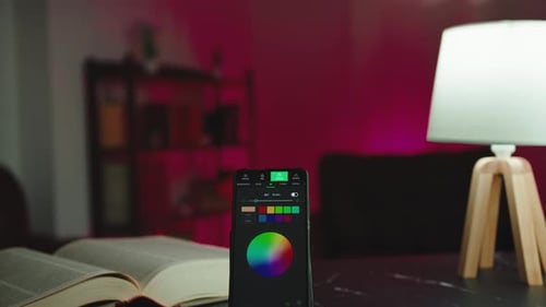 Smartphone display screen changes light settings