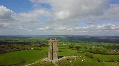 Survol de Glastonbury Tor en direction de Wells Somerset