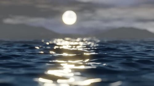 Nachtszene mit einem Vollmond über dem Meer, der sich auf Wasser in der Nähe von Bergen spiegelt