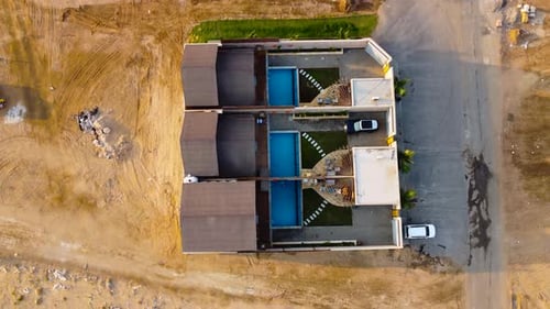Schönes modernes Cottage-Projekt, Dschidda, Saudi-Arabien, Areal Tilt Reveal Shot
