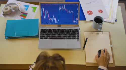 Stock market customer woman. A woman who buys and sells.