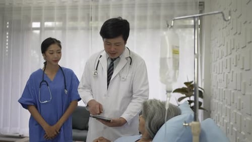 Senior female patient stay in hospital as inpatient.