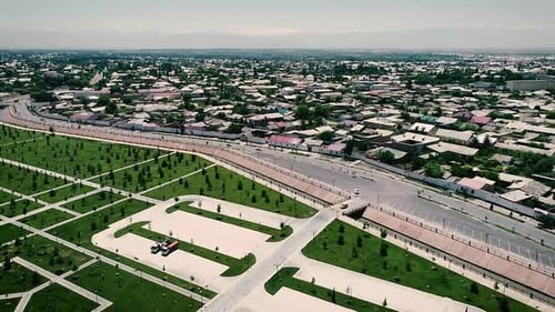 In the city, ornamental trees have been propagated for the sake of ecology, and the streets there ar