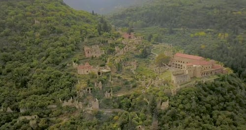 Images prises par un drone du monastère de Mystras. Péloponnèse
, Grèce