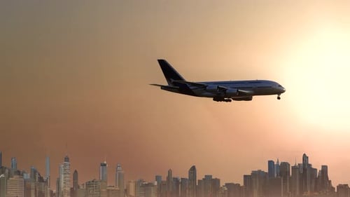 Das Flugzeug hob ab und flog durch den Himmel