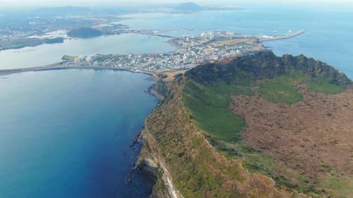 Vista panorâmica do Drone Seongsan ilchulbong em 4K