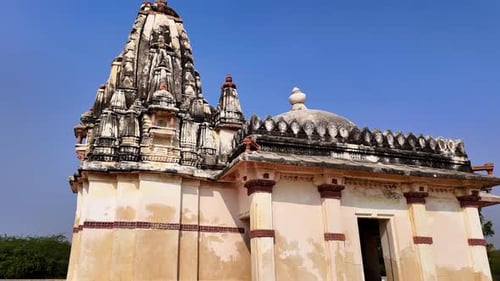 Temple perdu de Viravah — Ruines spirituelles au milieu des sables de Tharparkar