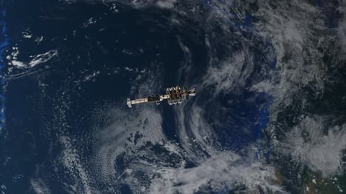 Blick aus dem All auf den Planeten Erde und Raumschiff, Raumstation, intergalaktischer Transport
