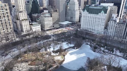 Central Park. Downtown City. Leisure Park Landscape. Metropolitan District.