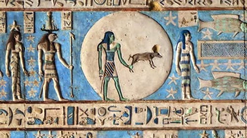 Tallas jeroglíficas en el templo del Antiguo Egipto