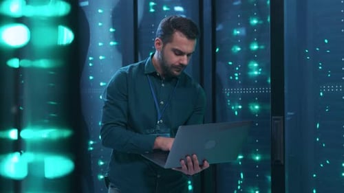 An Experienced Tech Professional Specializing in the Management of Data Center Systems and Solutions