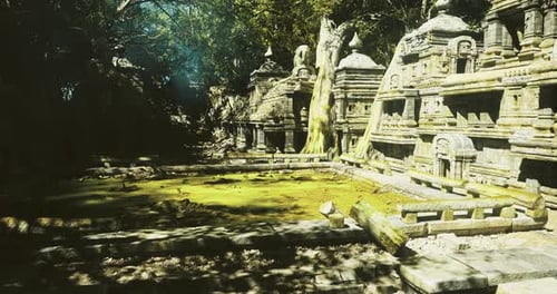 Ruines isolées d'un temple en grès avec étang réfléchissant et lumière du soleil tachetée