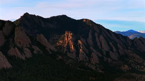 Eldorado Canyon Flat Irons Mountains, vue sur le parc Chautauqua, Longs Peak, Boulder, paysage, hiver