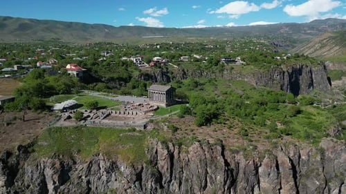 Marvel at Garni Temple’s grandeur in Armenia with this 4K 60fps drone video.