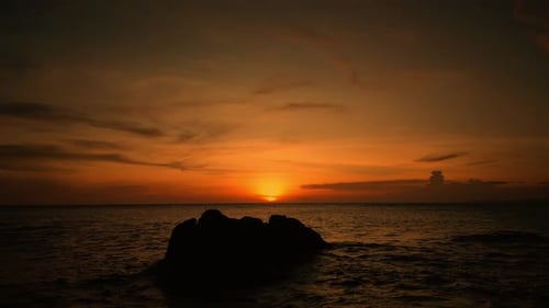 Sun is Reflected in the Sparkling Sea Sunrise Asia Vietnam Dramatic Sea Sunrise Beautiful Cloudscape