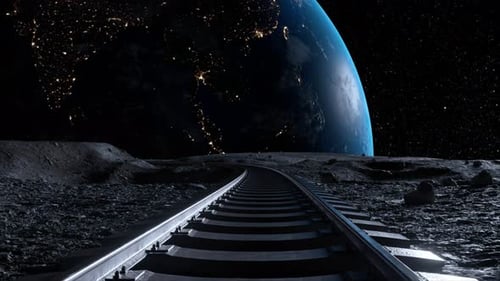 Os trilhos ferroviários se estendem por uma paisagem lunar árida com uma visão detalhada de um