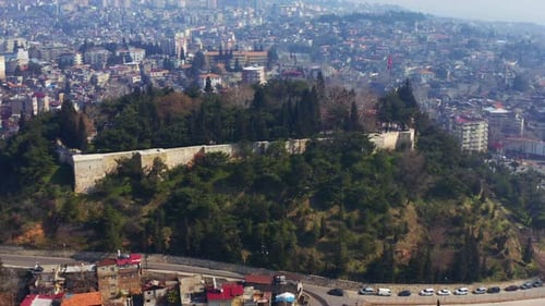 Vue aérienne de la forteresse de Kahramanmaras. Turquie. 4K. 2.