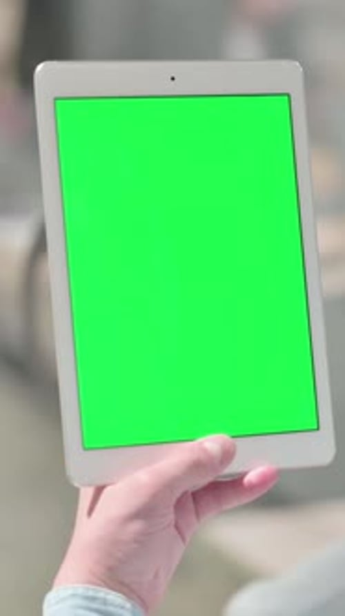 Using Tablet with Green Chrome Key Screen, Vertical Video