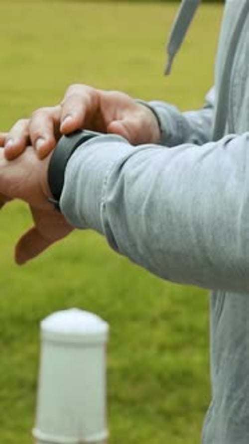 Vertical of Sportsman Run and Checks Fitness Results Sport Tracker Wristband Watch