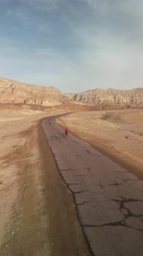 Vidéo aérienne au-dessus du parc national de Timna, dans le sud d'Israël