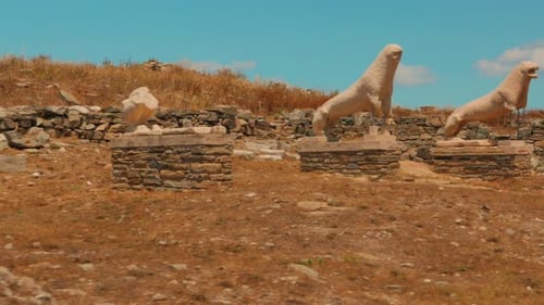 Célèbre terrasse des lions sur l'île grecque de Délos