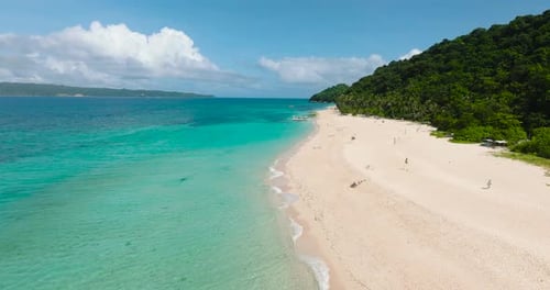 Praia de Puka Shell na Ilha de Boracay, Filipinas