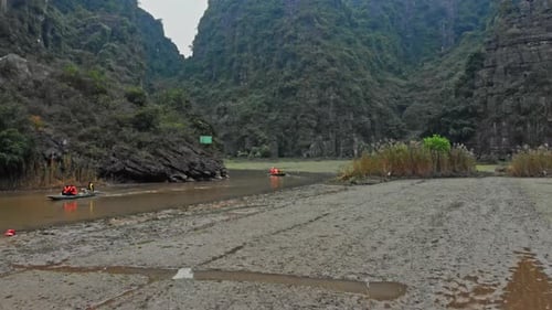 Complex Hoa Lu Tam Coc Bich Dong Bai Dinh temple