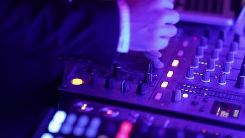 Club Dj Deck Being Played By A Dj