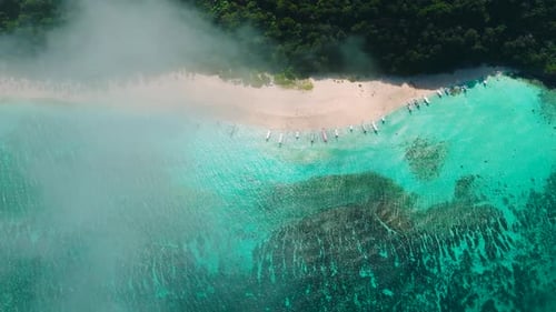 Praia de Puka Shell em Boracay, Filipinas
