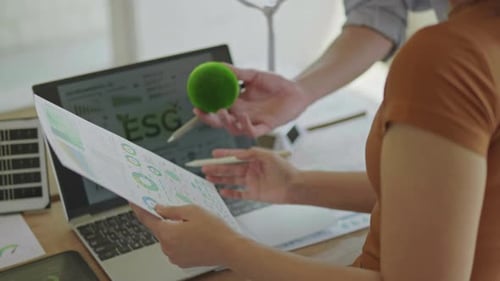 Réunion de stratégie ESG collaborative (siège social)