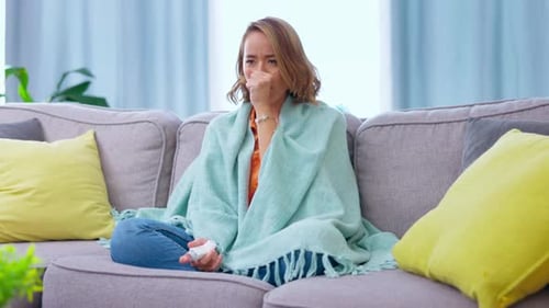 Femme asiatique, malade et douleur thoracique, santé et asthme, virus bactérien